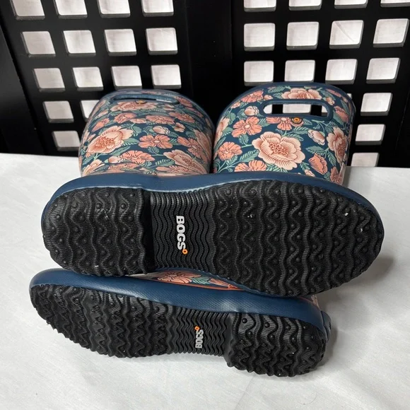 Bogs Blue & Pink Floral Size 7 Tall  Rain Boots Pull-On NWOT Women’s 💙 - Picture 9 of 12